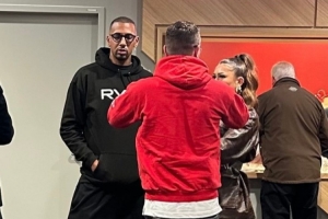 拜仁主場迎戰(zhàn)不萊梅，博阿滕現(xiàn)身安聯(lián)球場現(xiàn)場觀戰(zhàn)