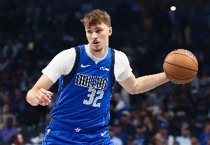 弗拉格拿到115分53板22助！詹姆斯后第二年輕拿到100+20+20球員