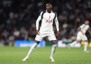 記者：如若接受手術(shù)治療，穆阿尼可能將因傷缺陣6-8周