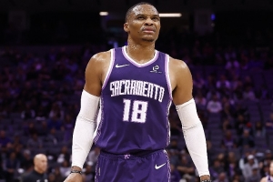 最穩(wěn)一環(huán)！威少首發(fā)數(shù)據(jù)：場(chǎng)均17.7+8.3+7.1 命中率50.0/46.3%